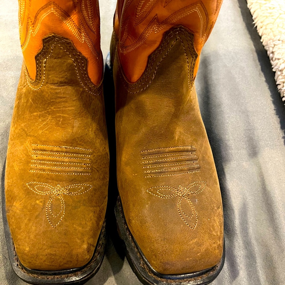Mens square toe cowboy boots